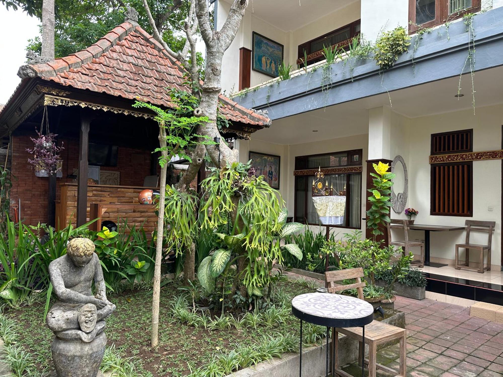 Brata Inn Ubud Esterno foto