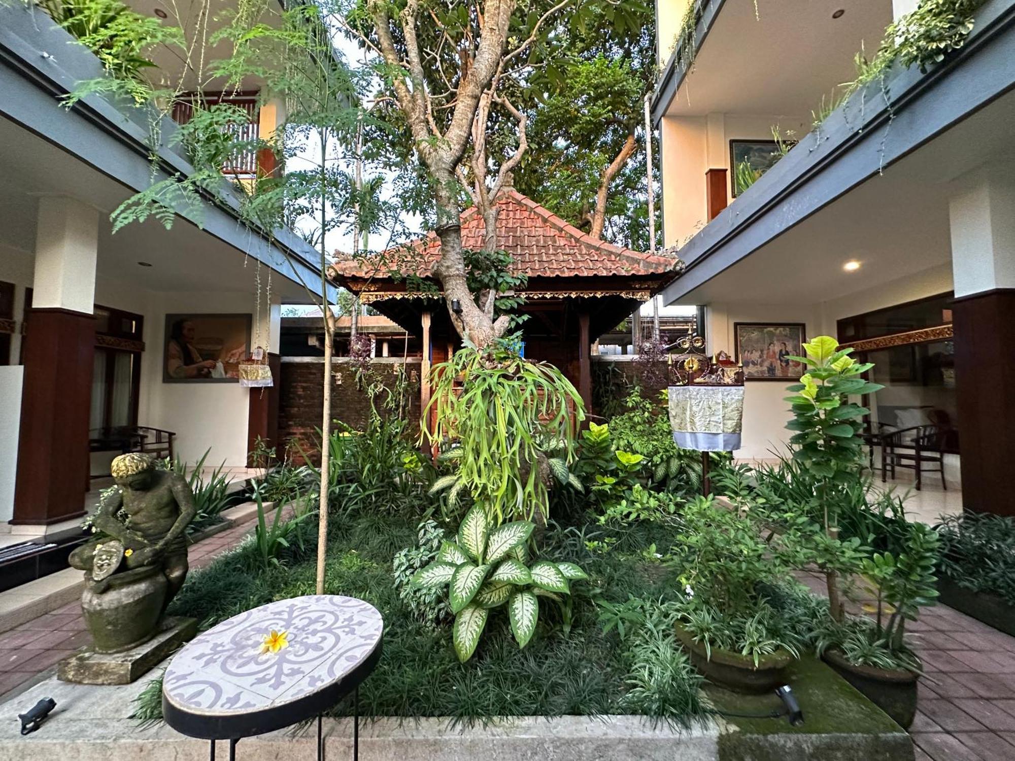 Brata Inn Ubud Esterno foto